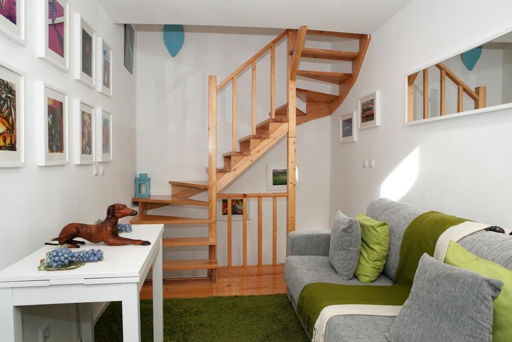 Alfama Yellow House Appartement