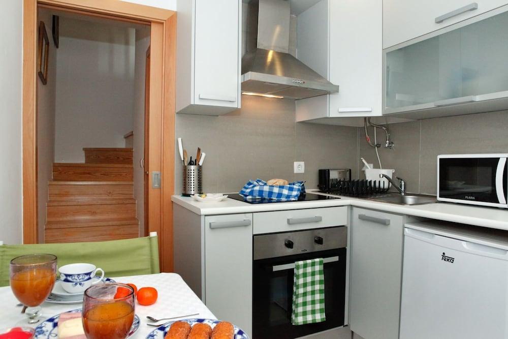 Appartement Alfama Yellow House *